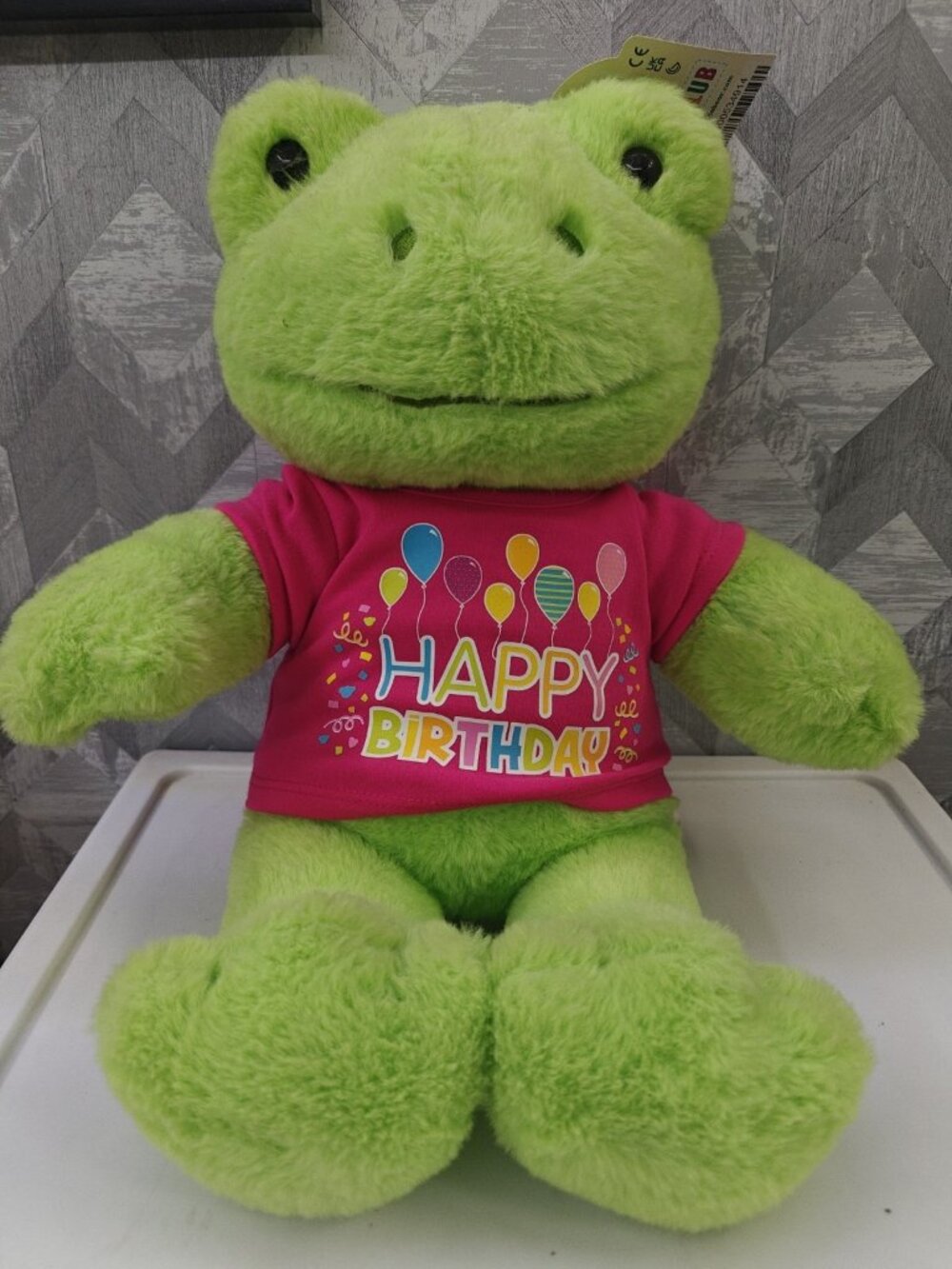 Build-A-Bear Workshop Happy Birthday 16 inch Spring Green Frog Plush